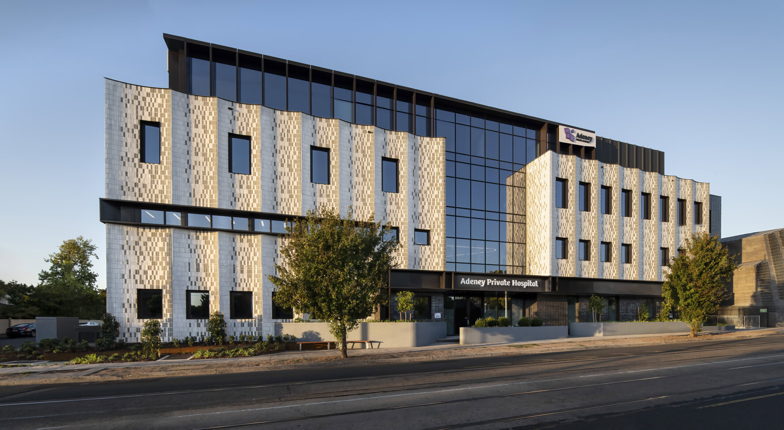 Adeney Private Hospital